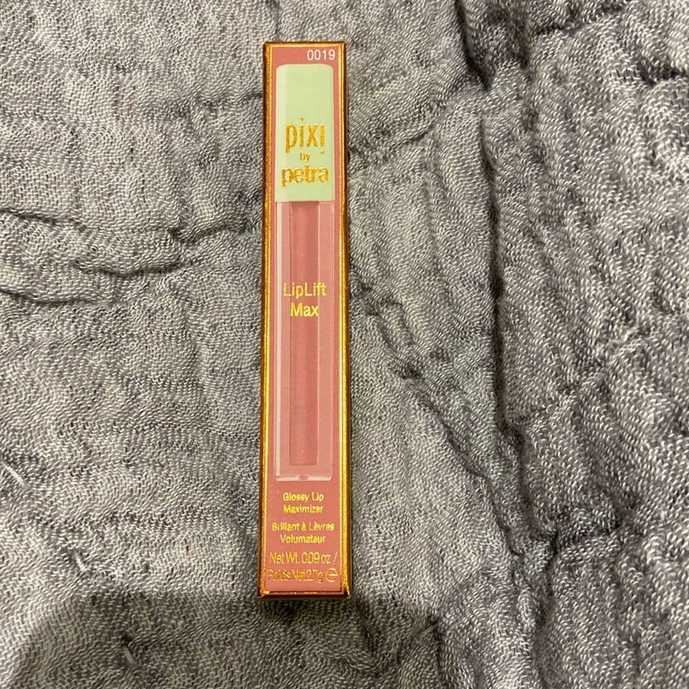 Pixi by Petra lift lip max
